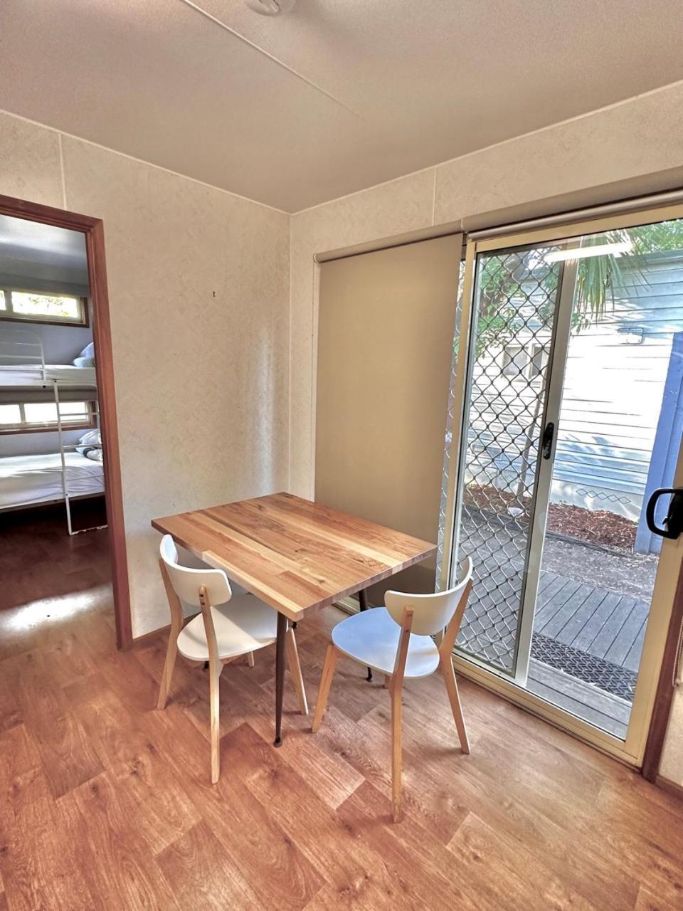 Kanasta Caravan Park Rye Room photo