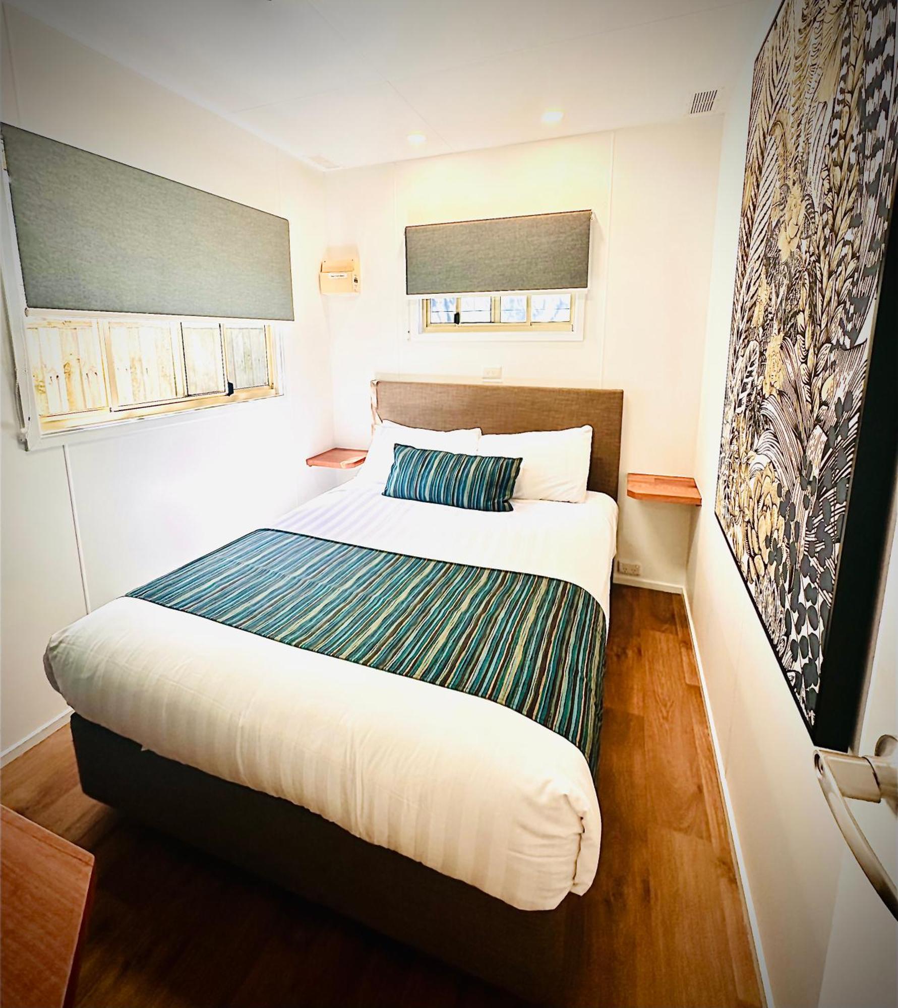 Kanasta Caravan Park Rye Room photo